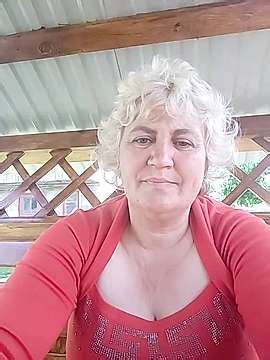 AngelaFamez Naked Stripping On Cam For Live Sex Video Chat InTheCrack