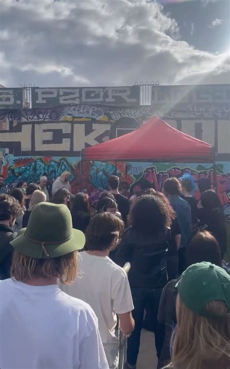 boys at the bloody punk rock show : r/KGATLW