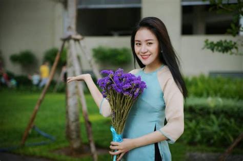 Hot girl và hot boy Thiên Nga đọ sắc với Hạ Vi cơ trưởng Huỳnh Lý Đông Phương tình