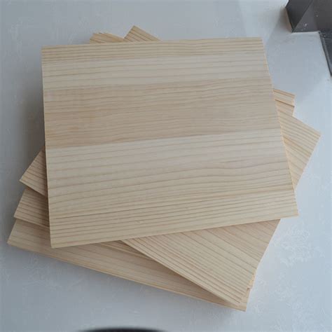 china affordable kd pine wood lumbers  pine sawn wood lumbers pine
