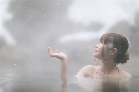 When Is It Ok To Take A Naked Hot Spring Bath With Your Japanese Girlfriend Boyfriend