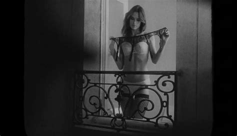 Naked Alessandra Ambrosio In Love Advent