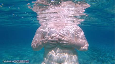 Big Natural Tits Public Search XVIDEOS