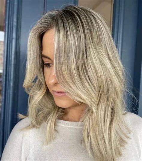 Blonde Balayage Wavy Virgin Human Hair Root Melting Wig HD Transparent Lace Front Wig