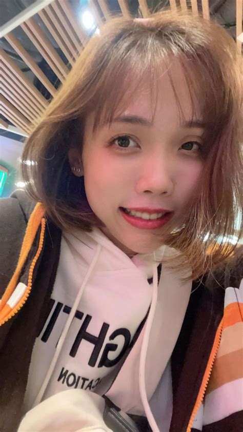 Hot Girl B Ng Chuy N Cao Nh T Vi T Nam Th Ch M C May S N M Game V S K T C Thanh Th Y