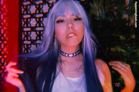 Luna Bloom LunaBloomASMR Daisylunablossom Nude OnlyFans Leaks The Fappening Photo