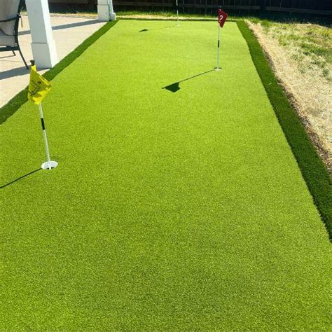 Beauty And Benefits Of Installing A Putting Green