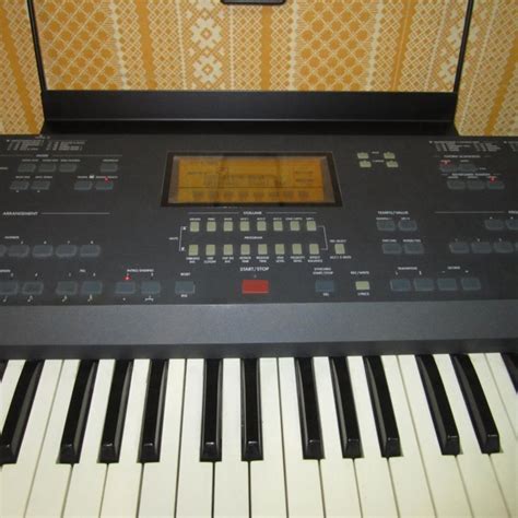 Профессиональный синтезатор KORG IS50B – купить в Иваново, цена 45 000 ...