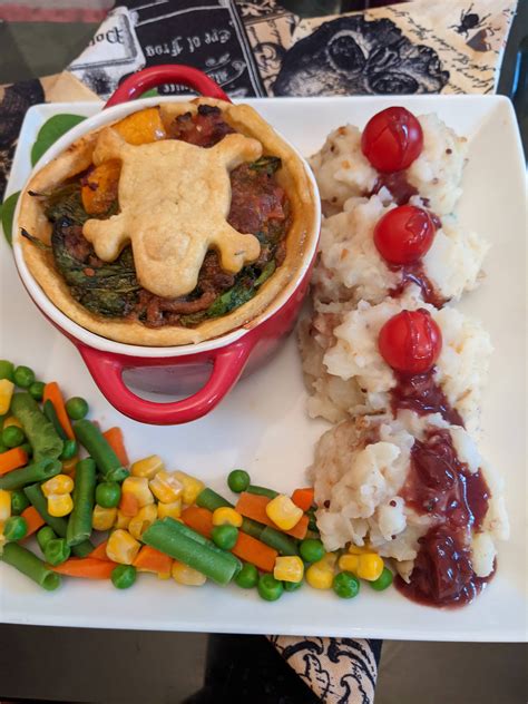 Week 40 Local Specialty Pie And Mash With Gravy 52weeksofcooking