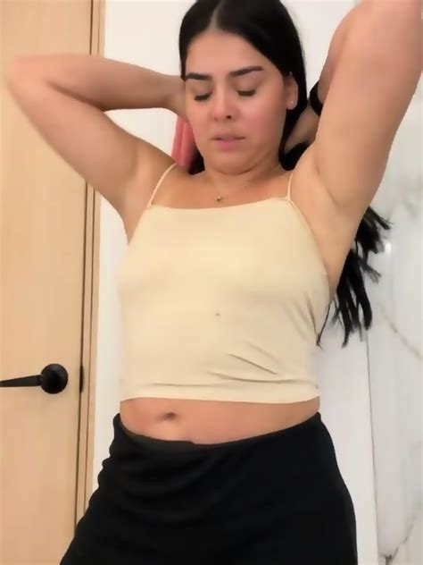 Adriana Soy Lesbian Show