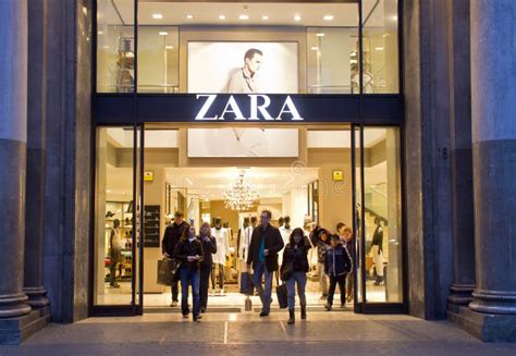 Zara 编辑类库存图片. 图片 包括有 时髦, 商业, 小店, 存储, 贸易, 室内, 呼吁, 内部 - 105103094