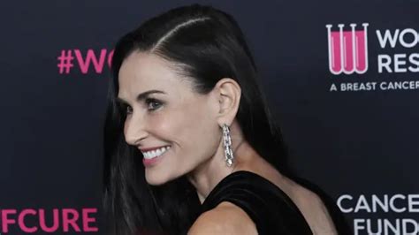 Hot Demi Moore Defies Age In Sizzling Leopard Print Bikini
