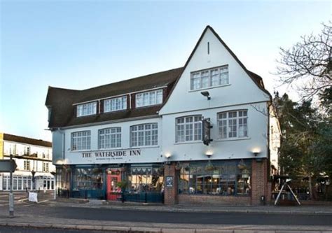 gallery view  waterside inn ware pubs  ware