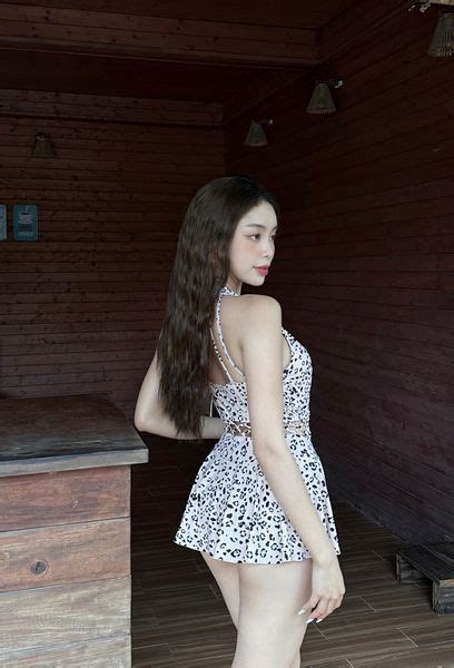 Đồ bơi bikini Nữ một mảnh cổ yếm đan dây tiểu thư quyến rũ P P Bikini Thương hiệu đồ bơi nữ