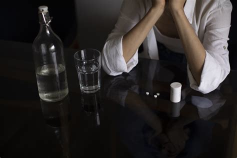 5 Signs Someone Is Struggling With Substance Abuse Center Post