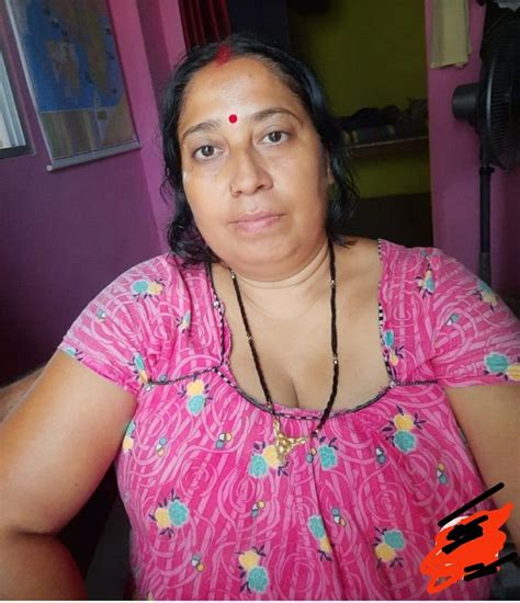 Pin By SK On Quick Saves Hot Women Dress Beautiful Women Over 40 Beautiful Dresses Short