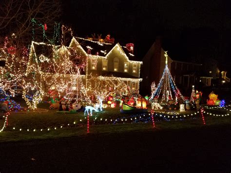 2026 Official Tacky Light Tour of Richmond, Virginia