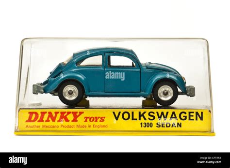 1960s Vintage Dinky Toys No 129 Volkswagen Beetle 1300 Sedan Diecast