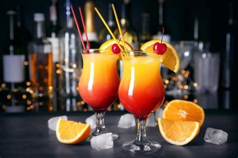 Bước Vào Biển Cả Với Cocktail Sex On The Beach Winecity