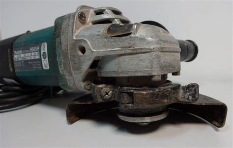 SZLIFIERKA KĄTOWA MAKITA 9565H - 7261048095 - oficjalne archiwum Allegro
