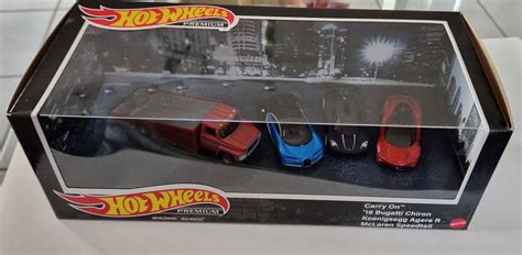 Hot Wheels Supercars Bugatti Chiron Koenigsegg Agera Off