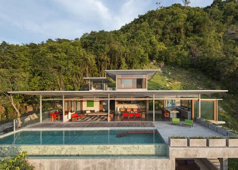 Marc Gerritsen S Naked House Exposes Its Insides To The Seafront