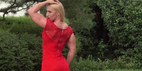 Milf Flexing Biceps Tnaflix