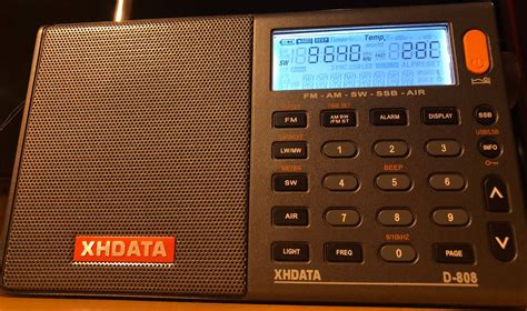 Revisión a la XHDATA D-808 - EB1TR