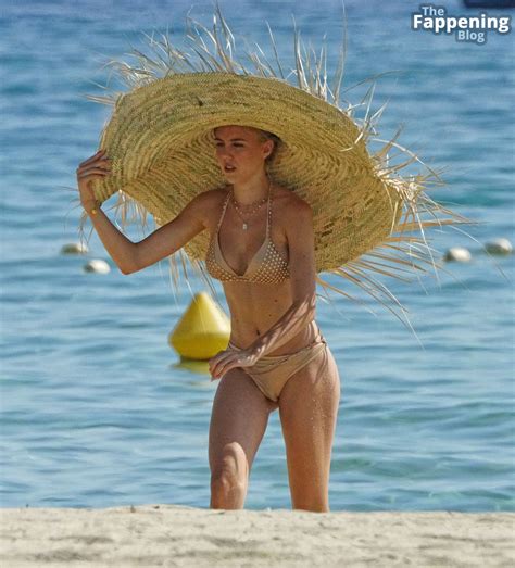 Princess Maria Carolina Of Bourbon Nude Leaks Photo 39 TheFappening