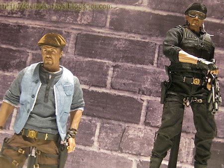 Dennis Toys Hot Toys Stgcc