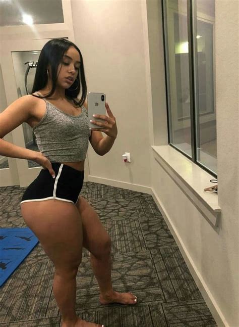 Big Hips And Thighs Bondage Lingerie Latina Girls Sporty Girls Curvy Girl Outfits Cute
