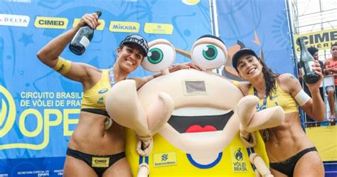 Hot Sexy Vitoria Meirelles Bikini Pics