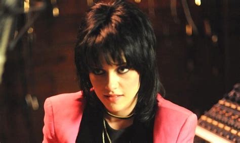 6 Motivos Pra Assistir The Runaways Garotas Do Rock” Lilian Pacce