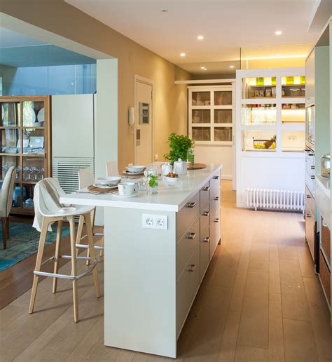 Islas De Cocina Prácticas Y Bonitas