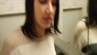 Kleine Stief Schwester Hilft Ihm Mit Einem Blowjob Porn Xhamster