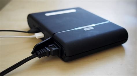 Portable Battery Packs For Your Laptop Are Finally a Reality [Updated]