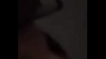 Mi novia me engaña y me envía un video besándose con su amante XVIDEOS