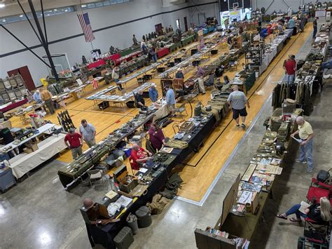 Gun / Knife / Military Show