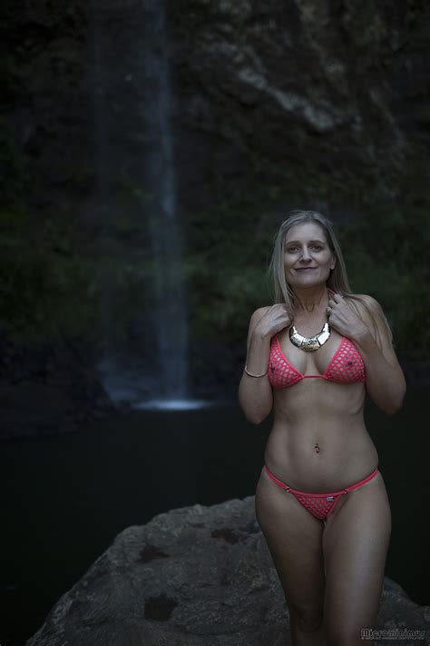 Bikini Model Kmk AI Enhanced Mega Twin Falls 0376 Topaz Sharpen Faceai Porn Pic