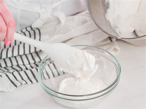 3-INGREDIENTS ROYAL ICING – Chefmaster.com