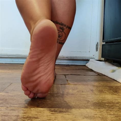 Milf In Daisy Dukes And Wet Panties Pics Xhamster