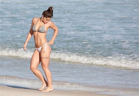Hot Sexy Priscila Fantin Bikini Pics