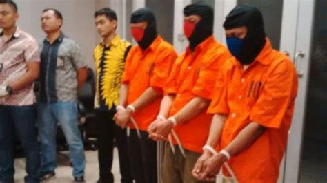 Ini Aplikasi Yang Digunakan Jaringan Prostitusi Kaum Gay TribunNews