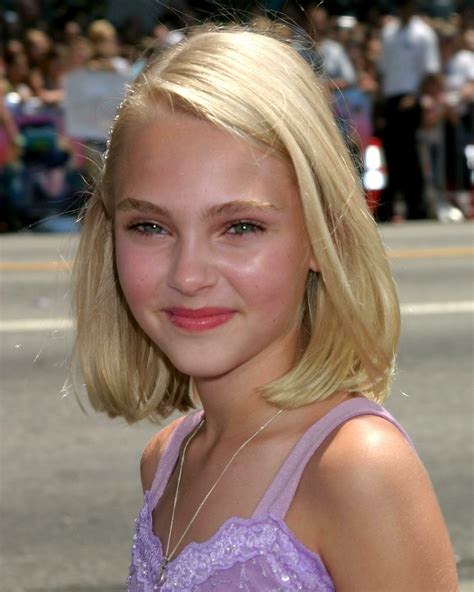 Annasophia Robb Charlie the Chocolate Factory World Premiere Graumans