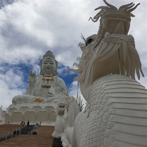 A Visit To Wat Huay Pla Kang Temple Big Buddha Gadsventure Travel