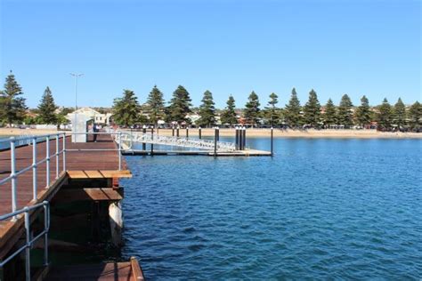 Council Clear Debris From Jetty Area Port Lincoln Times