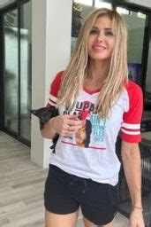 Torrie Wilson Bikini Pics Beach In Miami 4 7 2017 CelebMafia