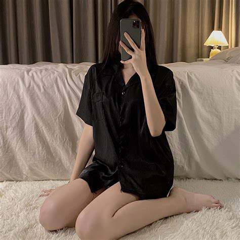 BỘ ĐỒ NGỦ MẶC NHÀ CỘC TAY LỤA VÂN XƯỚC SANG CHẢNH HOT HÈ 2023 Shopee Việt Nam