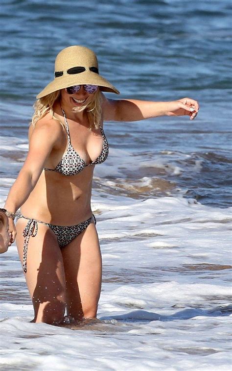 Hilary Duff Paparazzi Bikini Beach Set Leaked Influencers Gonewild