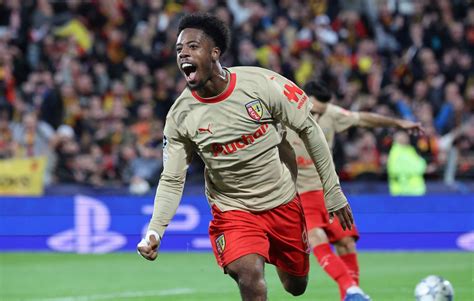 RC Lens PSV Eindhoven Les Lensois Se Contentent Du Nul Et Restent